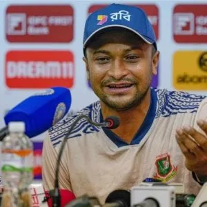 পরিস্থিতি স্বাভাবিক থাকলেও সাকিব অবসর নিতো: ফাহিম