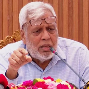 মন্ত্রী, সচিবের টেলিফোনে রেলের টিকিট রাখা বন্ধ: উপদেষ্টা ফাওজুল 