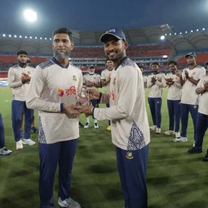 বিদায়ী ম্যাচে সংবর্ধনা পেলেন মাহমুদউল্লাহ