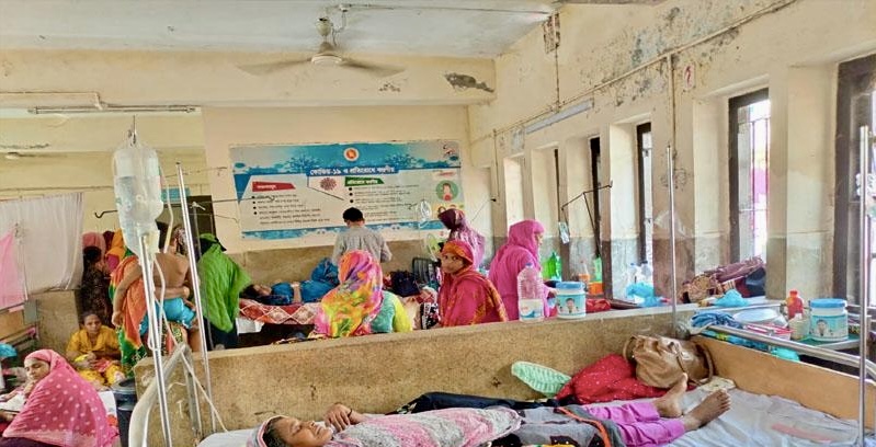বাকেরগঞ্জে চেতনানাশক ঔষধ খাইয়ে শতাধিক বাড়ি ঘরে চু*রি!