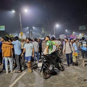 রোকেয়া বিশ্ববিদ্যালয়ের শিক্ষার্থীদের সঙ্গে বহিরাগতদের সংঘর্ষ