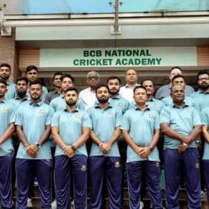 ফাইনালে খেলার লক্ষ্য নিয়ে দেশ ছাড়লেন আকবররা
