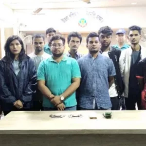 সমন্বয়ক পরিচয়ে হোটেলে চাঁদাবাজি, দুই নারীসহ গ্রেপ্তার ৯