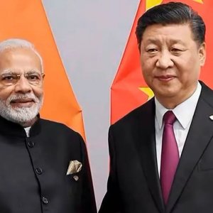 ৫ বছরে প্রথম দ্বিপাক্ষিক আলোচনায় বসবেন মোদি শি