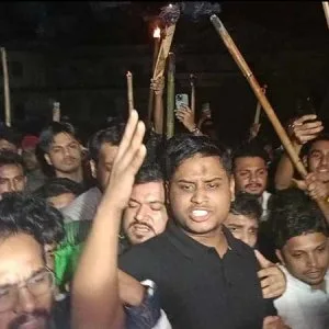 ত্রিপুরায় ফ্যাসিবাদের দোসররা জমায়েতের চেষ্টা করছে: হাসনাত আব্দুল্লাহ