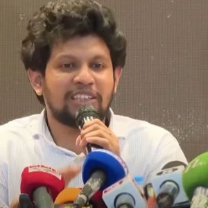 ফ্যাসিবাদের দোসর জাতীয় পার্টিকে সংলাপে ডাকা হয়নি: মাহফুজ আলম