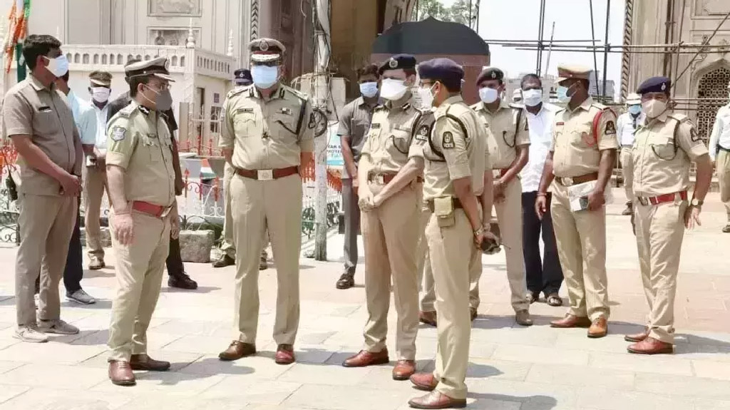 তেলেঙ্গানায় যৌনপল্লি চালানোর অভিযোগে কয়েকজন বাংলাদেশি গ্রেপ্তার