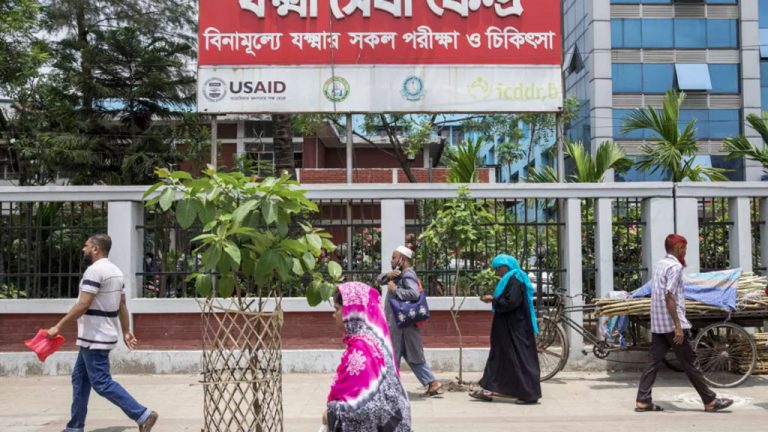 মার্কিন সহায়তা বন্ধে বিপর্যয়ের মুখে বাংলাদেশের যক্ষ্মা চিকিৎসা ব্যবস্থা